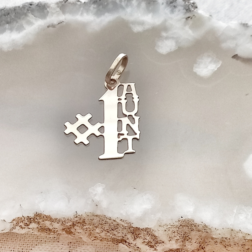 #1 Aunt 14k Gold Charm